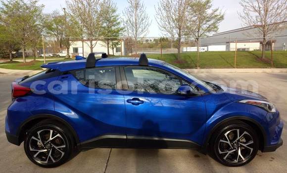 Sayi Na hannu Toyota C-HR Bleu Mota in Kigali a Rwanda Sayi Na hannu Toyota C-HR Bleu Mota in Kigali a Rwanda