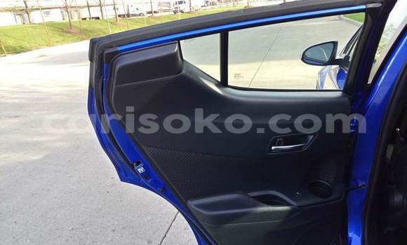 Sayi Na hannu Toyota C-HR Bleu Mota in Kigali a Rwanda Sayi Na hannu Toyota C-HR Bleu Mota in Kigali a Rwanda