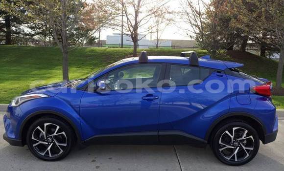 Sayi Na hannu Toyota C-HR Bleu Mota in Kigali a Rwanda Sayi Na hannu Toyota C-HR Bleu Mota in Kigali a Rwanda