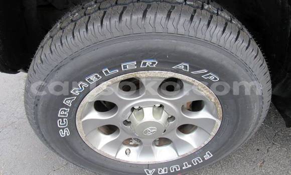 Sayi Na hannu Toyota FJ Cruiser Bleu Mota in Kigali a Rwanda Sayi Na hannu Toyota FJ Cruiser Bleu Mota in Kigali a Rwanda