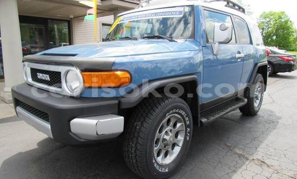 Sayi Na hannu Toyota FJ Cruiser Bleu Mota in Kigali a Rwanda Sayi Na hannu Toyota FJ Cruiser Bleu Mota in Kigali a Rwanda