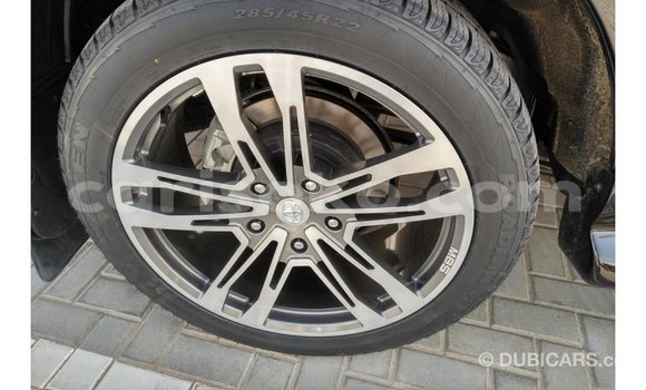 Acheter Import Voiture Toyota Land Cruiser Noir à Import - Dubai, Rwanda Acheter Import Voiture Toyota Land Cruiser Noir à Import - Dubai, Rwanda
