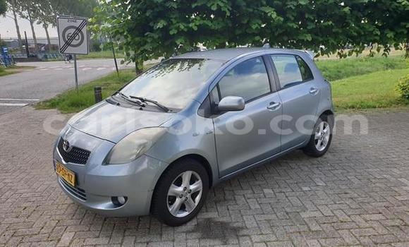 Sayi Na hannu Toyota Yaris Gris Mota in Kigali a Rwanda Sayi Na hannu Toyota Yaris Gris Mota in Kigali a Rwanda