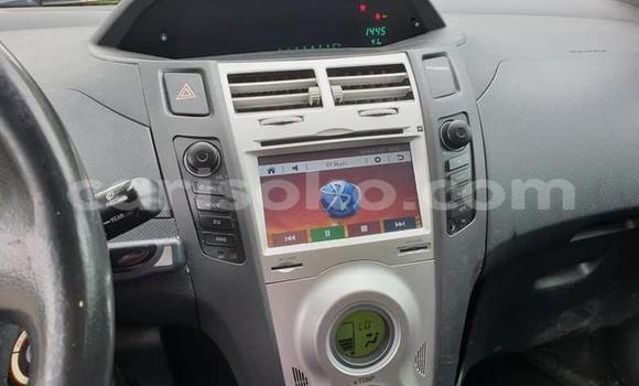 Sayi Na hannu Toyota Yaris Gris Mota in Kigali a Rwanda Sayi Na hannu Toyota Yaris Gris Mota in Kigali a Rwanda