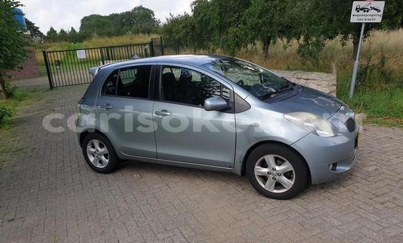 Sayi Na hannu Toyota Yaris Gris Mota in Kigali a Rwanda Sayi Na hannu Toyota Yaris Gris Mota in Kigali a Rwanda