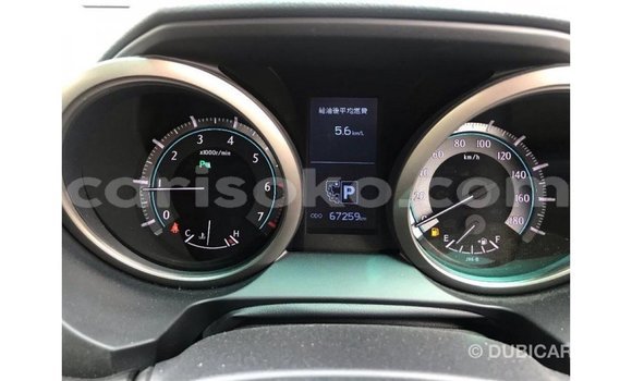 Acheter Import Voiture Toyota Land Cruiser Noir à Import - Dubai, Rwanda Acheter Import Voiture Toyota Land Cruiser Noir à Import - Dubai, Rwanda