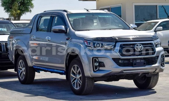Buy New Toyota Hilux Silver Car in Bokwango in Rwanda Buy New Toyota Hilux Silver Car in Bokwango in Rwanda