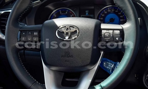 Buy New Toyota Hilux Silver Car in Bokwango in Rwanda Buy New Toyota Hilux Silver Car in Bokwango in Rwanda