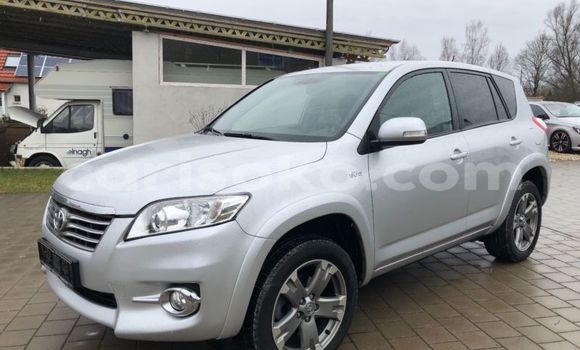 Acheter Occasion Voiture Toyota RAV4 Autre à Kigali au Rwanda Acheter Occasion Voiture Toyota RAV4 Autre à Kigali au Rwanda