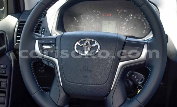 Buy New Toyota Land Cruiser Black Car in Bokwango in Rwanda Buy New Toyota Land Cruiser Black Car in Bokwango in Rwanda