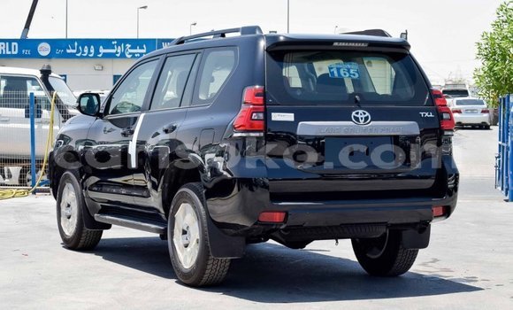 Buy New Toyota Land Cruiser Black Car in Bokwango in Rwanda Buy New Toyota Land Cruiser Black Car in Bokwango in Rwanda
