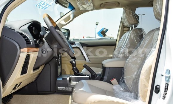 Buy New Toyota Land Cruiser Prado White Car in Bokwango in Rwanda Buy New Toyota Land Cruiser Prado White Car in Bokwango in Rwanda