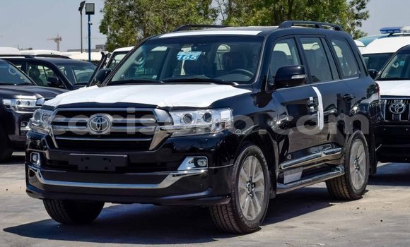 Buy New Toyota Land Cruiser Black Car in Bokwango in Rwanda Buy New Toyota Land Cruiser Black Car in Bokwango in Rwanda