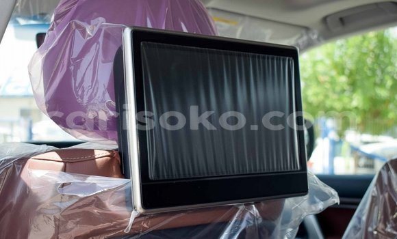 Buy New Toyota Land Cruiser Black Car in Bokwango in Rwanda Buy New Toyota Land Cruiser Black Car in Bokwango in Rwanda