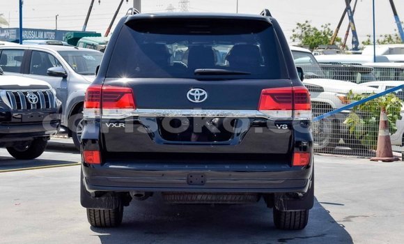 Buy New Toyota Land Cruiser Black Car in Bokwango in Rwanda Buy New Toyota Land Cruiser Black Car in Bokwango in Rwanda