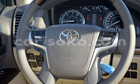 Buy New Toyota Land Cruiser Black Car in Bokwango in Rwanda Buy New Toyota Land Cruiser Black Car in Bokwango in Rwanda