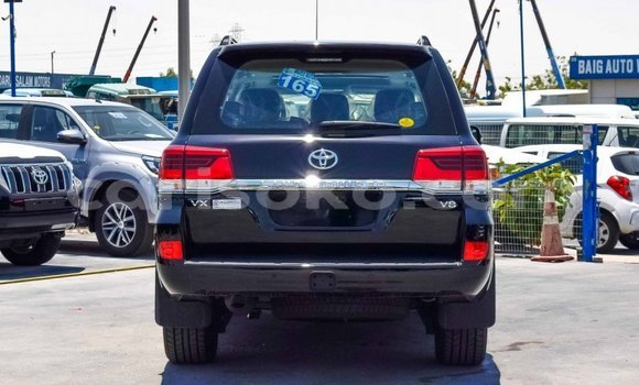 Buy New Toyota Land Cruiser Black Car in Bokwango in Rwanda Buy New Toyota Land Cruiser Black Car in Bokwango in Rwanda