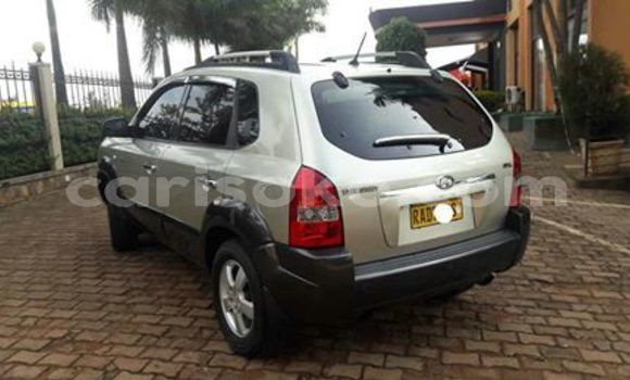 Buy Used Hyundai Tucson Silver Car in Kigali in Rwanda Buy Used Hyundai Tucson Silver Car in Kigali in Rwanda