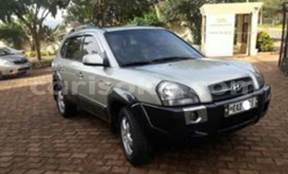 Buy Used Hyundai Tucson Silver Car in Kigali in Rwanda Buy Used Hyundai Tucson Silver Car in Kigali in Rwanda