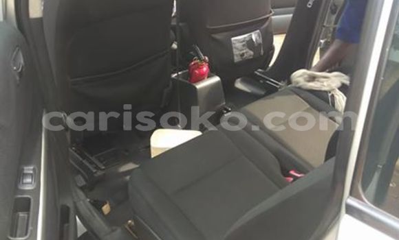 اشتري مستعمل Toyota Corolla Gris سيارة في Kigali في Rwanda اشتري مستعمل Toyota Corolla Gris سيارة في Kigali في Rwanda