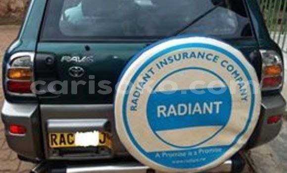 Sayi Na hannu Toyota RAV4 Vert Mota in Kigali a Rwanda Sayi Na hannu Toyota RAV4 Vert Mota in Kigali a Rwanda