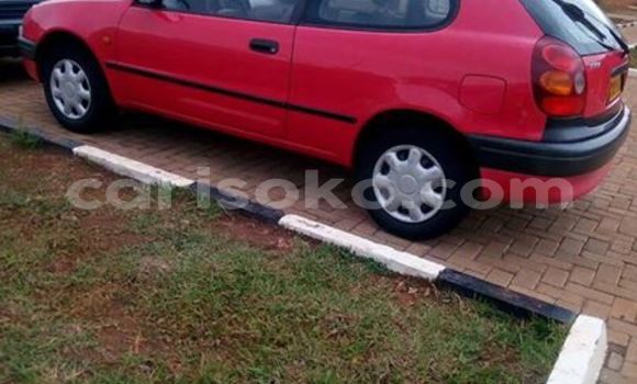 Acheter Occasion Voiture Toyota Corolla Rouge à Kigali, Rwanda Acheter Occasion Voiture Toyota Corolla Rouge à Kigali, Rwanda