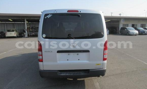 Buy Used Toyota HiAce White Truck in Kigali in Rwanda Buy Used Toyota HiAce White Truck in Kigali in Rwanda