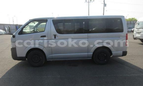 Buy Used Toyota HiAce White Truck in Kigali in Rwanda Buy Used Toyota HiAce White Truck in Kigali in Rwanda