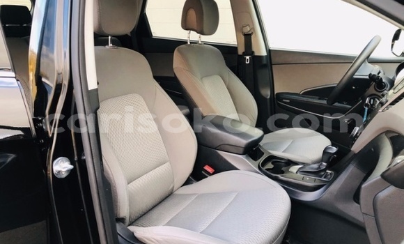 Sayi Na hannu Hyundai Santa Fe Noir Mota in Butare a Butare Sayi Na hannu Hyundai Santa Fe Noir Mota in Butare a Butare