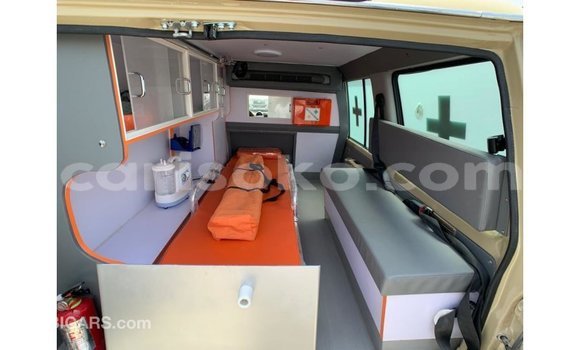 Buy Import Toyota Land Cruiser Beige Car in Import - Dubai in Rwanda Buy Import Toyota Land Cruiser Beige Car in Import - Dubai in Rwanda