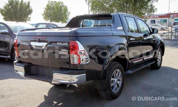 Acheter Import Voiture Toyota Hilux Noir à Import - Dubai, Rwanda Acheter Import Voiture Toyota Hilux Noir à Import - Dubai, Rwanda