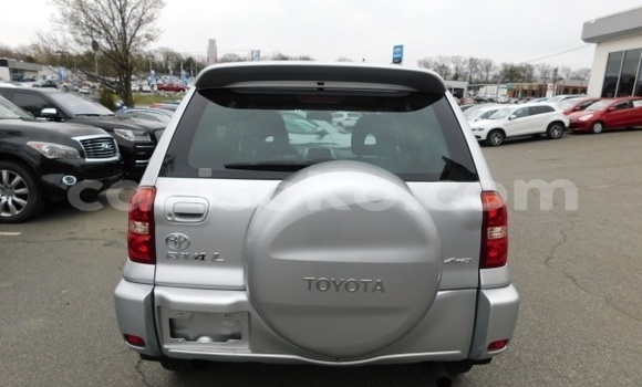 Sayi Na hannu Toyota RAV4 Gris Mota in Gitarama a Gitarama Sayi Na hannu Toyota RAV4 Gris Mota in Gitarama a Gitarama