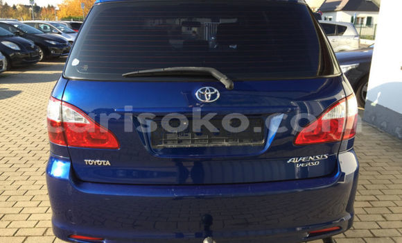 Sayi Na hannu Toyota Avensis Verso Bleu Mota in Rwamagana a Rwanda Sayi Na hannu Toyota Avensis Verso Bleu Mota in Rwamagana a Rwanda