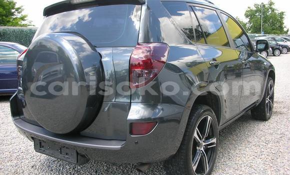 Sayi Na hannu Toyota RAV4 Autre Mota in Kigali a Rwanda Sayi Na hannu Toyota RAV4 Autre Mota in Kigali a Rwanda