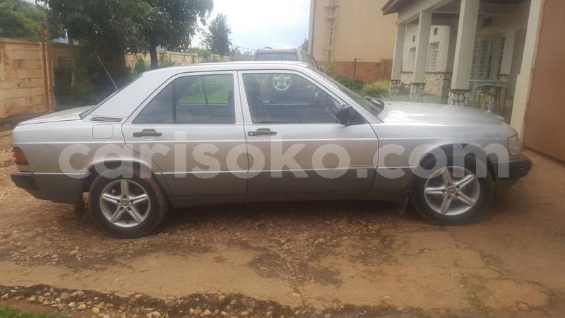 Big with watermark img benz2