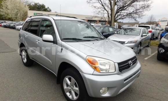 Buy Used Toyota RAV4 Silver Car in Nyanza in Rwanda Buy Used Toyota RAV4 Silver Car in Nyanza in Rwanda