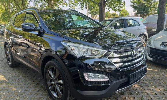 Buy Used Hyundai Santa Fe Black Car in Kigali in Rwanda Buy Used Hyundai Santa Fe Black Car in Kigali in Rwanda