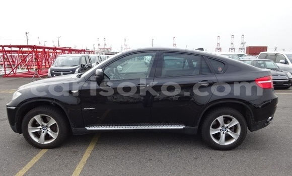 Acheter Occasion Voiture BMW X6 Noir à Kigali au Rwanda Acheter Occasion Voiture BMW X6 Noir à Kigali au Rwanda