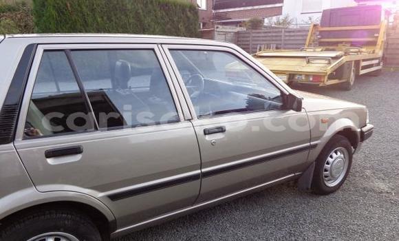 Sayi Na hannu Toyota Starlet Marron Mota in Kigali a Rwanda Sayi Na hannu Toyota Starlet Marron Mota in Kigali a Rwanda