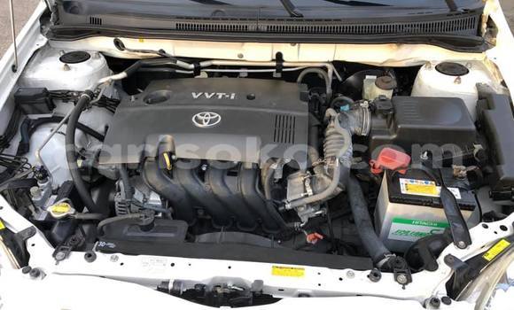 Sayi Na hannu Toyota Corolla Blanc Mota in Kigali a Rwanda Sayi Na hannu Toyota Corolla Blanc Mota in Kigali a Rwanda