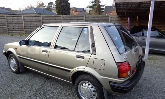 Sayi Na hannu Toyota Starlet Marron Mota in Kigali a Rwanda Sayi Na hannu Toyota Starlet Marron Mota in Kigali a Rwanda