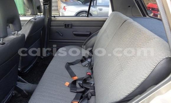 Sayi Na hannu Toyota Starlet Marron Mota in Kigali a Rwanda Sayi Na hannu Toyota Starlet Marron Mota in Kigali a Rwanda