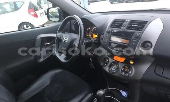 اشتري مستعمل Toyota RAV4 Noir سيارة في Kigali في Rwanda اشتري مستعمل Toyota RAV4 Noir سيارة في Kigali في Rwanda