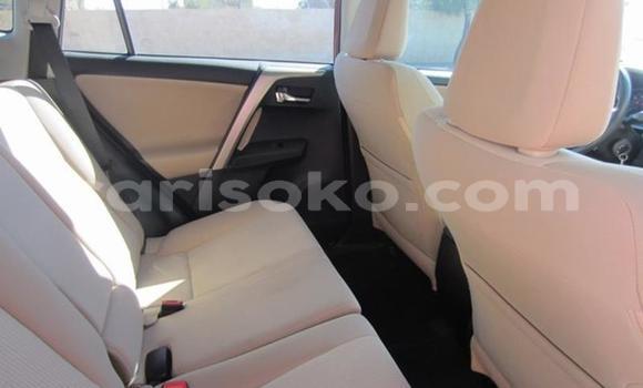 Acheter Occasion Voiture Toyota RAV4 Rouge à Kigali, Rwanda Acheter Occasion Voiture Toyota RAV4 Rouge à Kigali, Rwanda