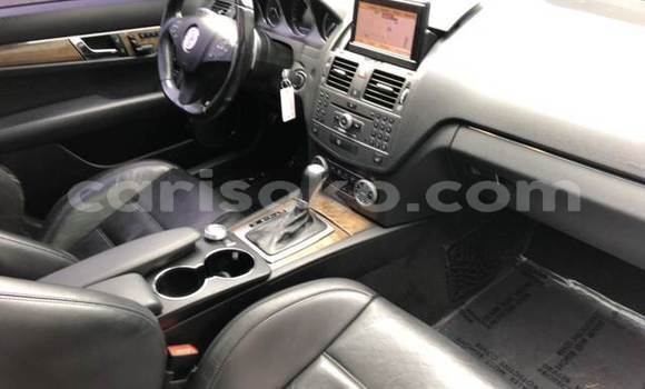 Acheter Occasion Voiture Mercedes-Benz C–Class Noir à Kigali, Rwanda Acheter Occasion Voiture Mercedes-Benz C–Class Noir à Kigali, Rwanda