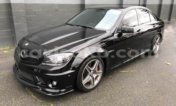 Acheter Occasion Voiture Mercedes-Benz C–Class Noir à Kigali, Rwanda Acheter Occasion Voiture Mercedes-Benz C–Class Noir à Kigali, Rwanda