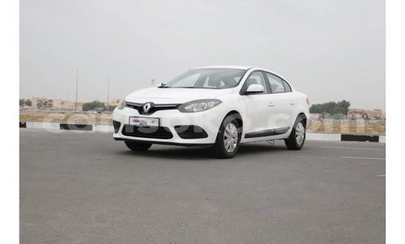 Acheter Import Voiture Renault Fluence Blanc à Import - Dubai, Rwanda