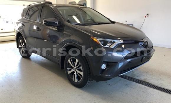 Acheter Occasion Voiture Toyota RAV4 Noir à Kigali, Rwanda Acheter Occasion Voiture Toyota RAV4 Noir à Kigali, Rwanda