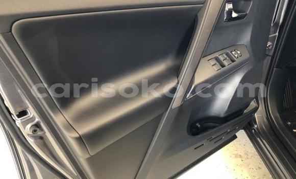 Acheter Occasion Voiture Toyota RAV4 Noir à Kigali, Rwanda Acheter Occasion Voiture Toyota RAV4 Noir à Kigali, Rwanda