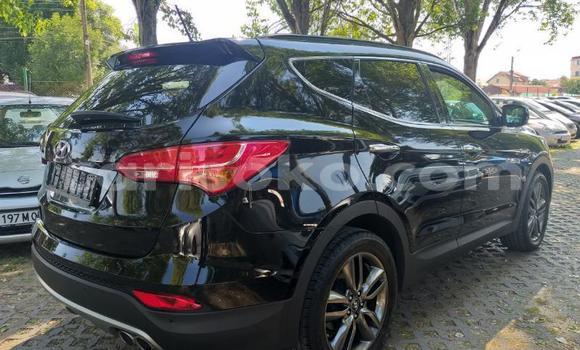 Sayi Na hannu Hyundai Santa Fe Noir Mota in Kigali a Rwanda Sayi Na hannu Hyundai Santa Fe Noir Mota in Kigali a Rwanda
